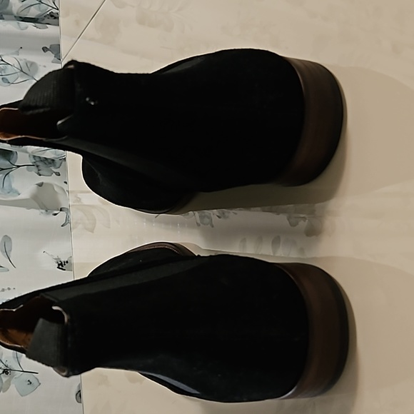 Black Suade ankle shoe size 12 aldo - Picture 4 of 4